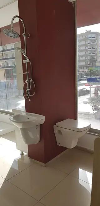 Mağazamızda vitrifiye sergisi, Mersin